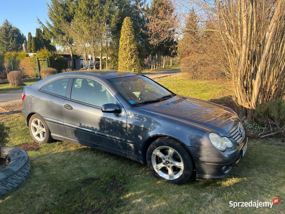 Mercedes W203 22CDI 2004R Można zobaczyć w Klasa C Toruń