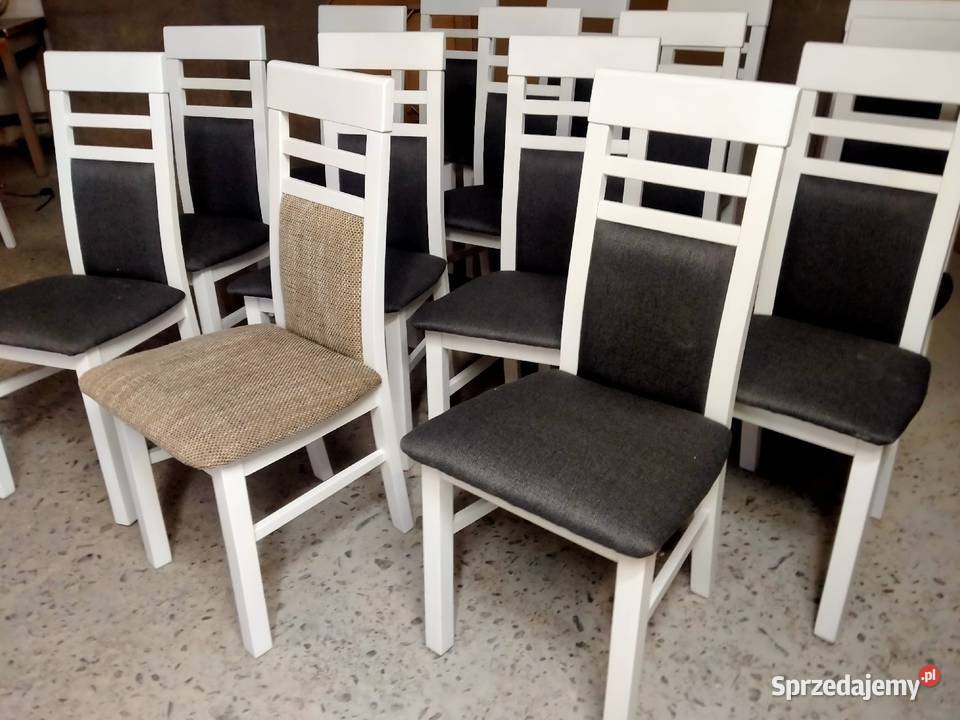 Nowe krzesła Dębno