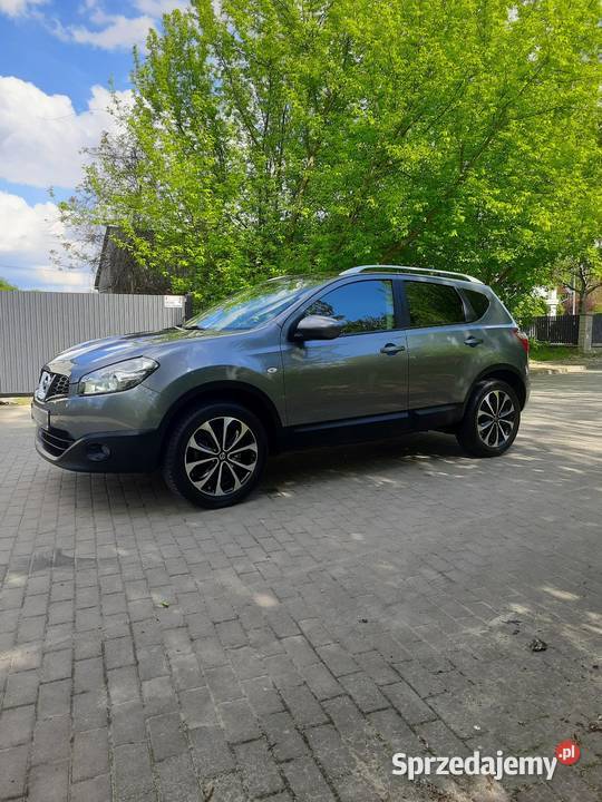 ładny NISSAN QASHQAI z 2011r16 benzyna SUV Puławy
