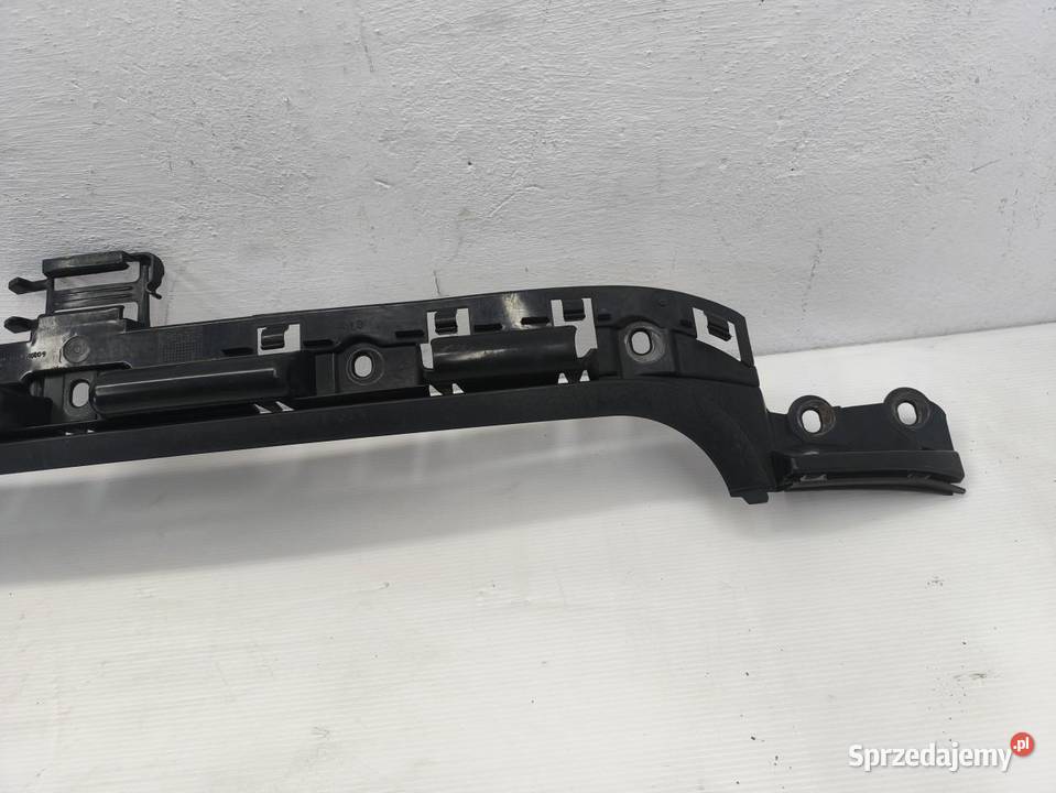 SLIZG SRODKOWY ZDERZAKA TYŁ BMW 1 E87 E81 LIFT