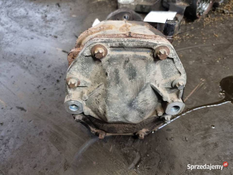 DYFERENCJAŁ TYŁ MERCEDES BENZ C 220 CDI KOMBI 22 osobowe Pozostałe