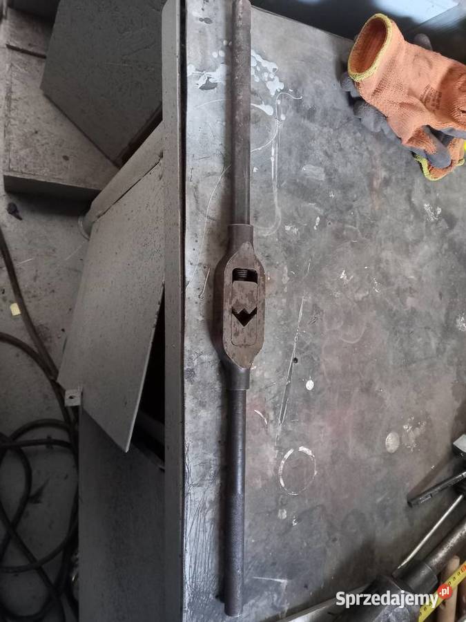 Uchwyty do gwintownikow Będzin sprzedam