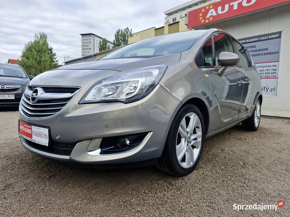 14 benz Cosmo gwarancja serw ASO stan salonowy Kraków