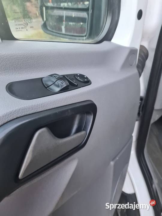 Auto laweta Mercedes Sprinter poduszka powietrzna Katowice
