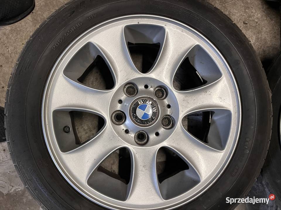 BMW Felgi aluminiowe 16 5x120 7j et44 Samochodowe