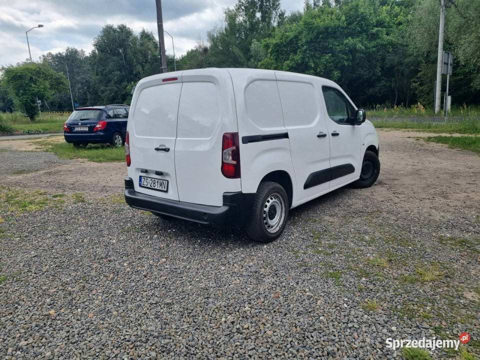 Peugeot Partner Salon I WŁ 3 Osobowy Faktura VAT Rok produkcji 2020 zachodniopomorskie Szczecin sprzedam