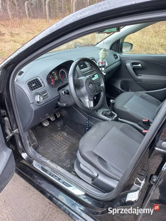 Vw polo V generacji 14 mpi 86 130