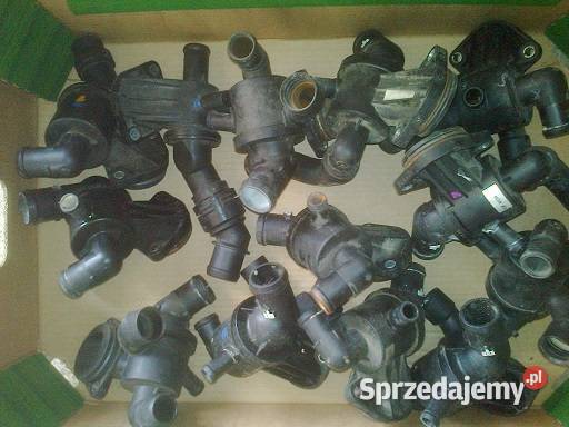 OBUDOWA TERMOSTATU 03L121111AE 03L121111S VW Układ chłodzenia