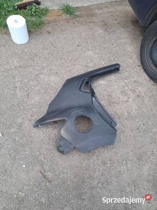 Błotnik prawy tył tylny Renault Clio IV 4