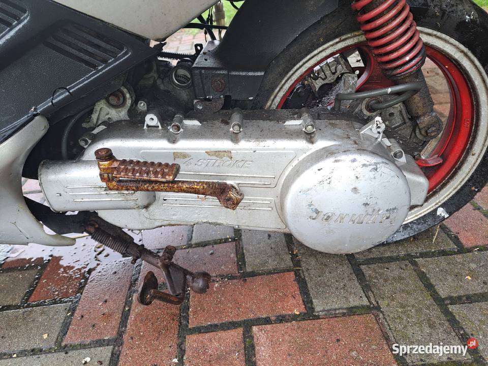 Skutery 5 Suzuki Epicuro 125 kymco dink 125 Pisz