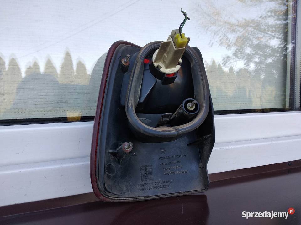 Nissan Terrano II Ford Maverick I lampa tył Sieradz