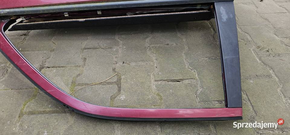 Drzwi lewy tył mercedes w202 sedan Zbąszyń