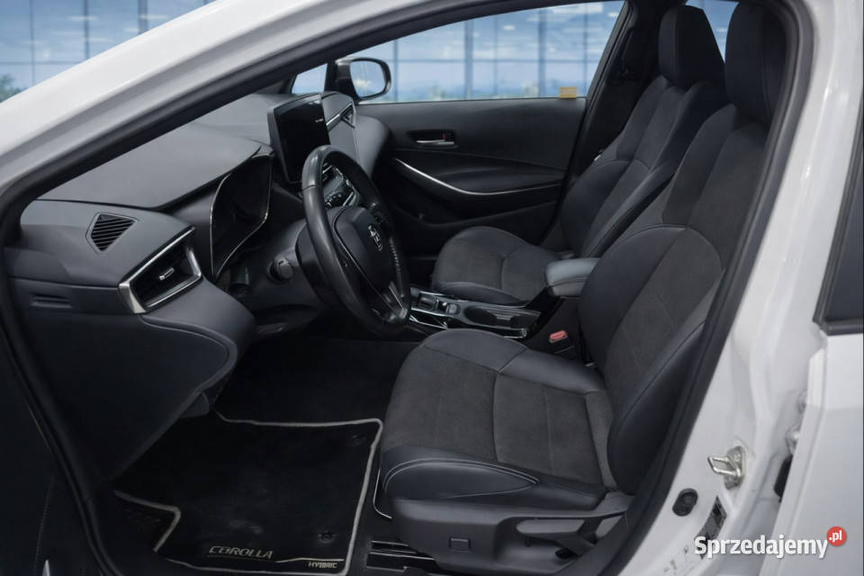 Toyota Corolla 23r Salon Polska 18 HYBRID Corolla Białystok
