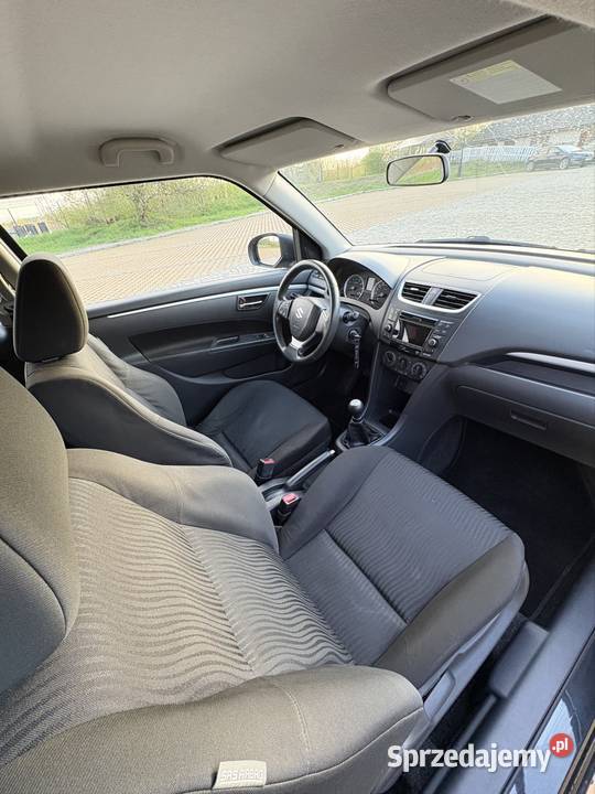Suzuki Swift 13 euro 5 2010 klimatyzacja Hatchback Kielce