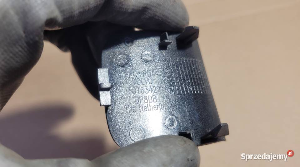 VOLVO XC60 ZAŚLEPKA HAKA ZDERZAKA TYŁ 30763427 Ruda Śląska sprzedam