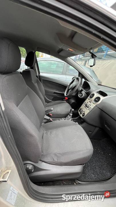 Opel Corsa D 12 80 LPG NOWE opony FALKEN i