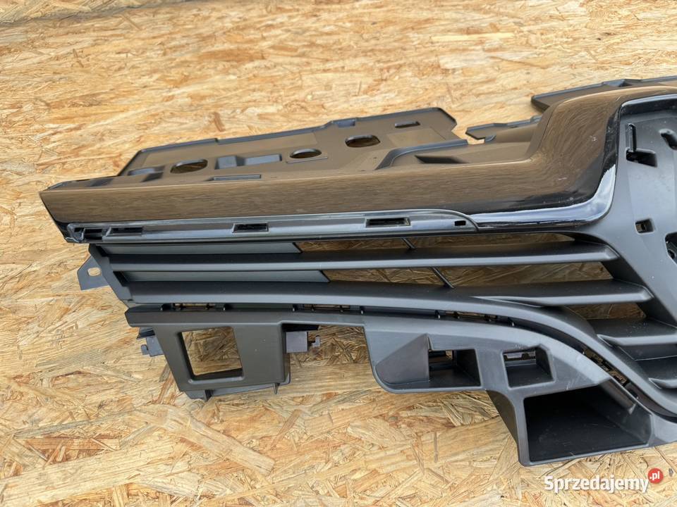 Grill atrapa chłodnic renault clio IV 4 lift Międzychód sprzedam