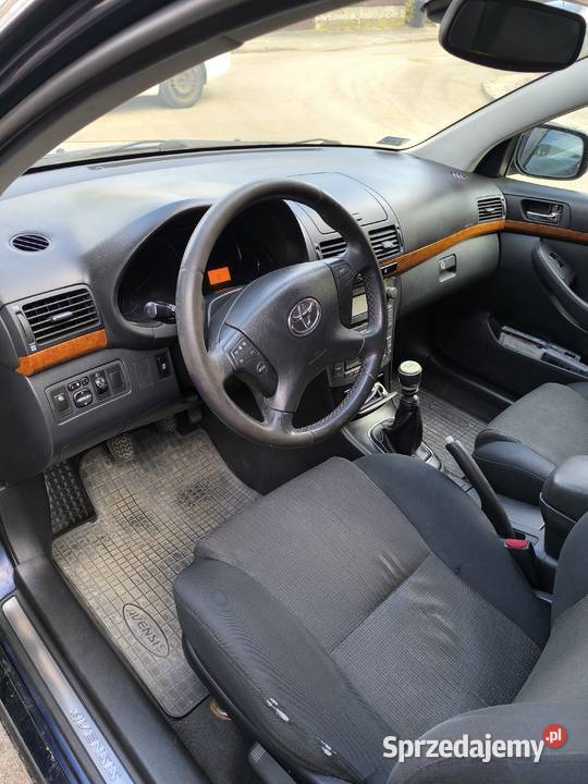 Sprzedam Toyota Avensis kombi t25 6000 do CD Avensis