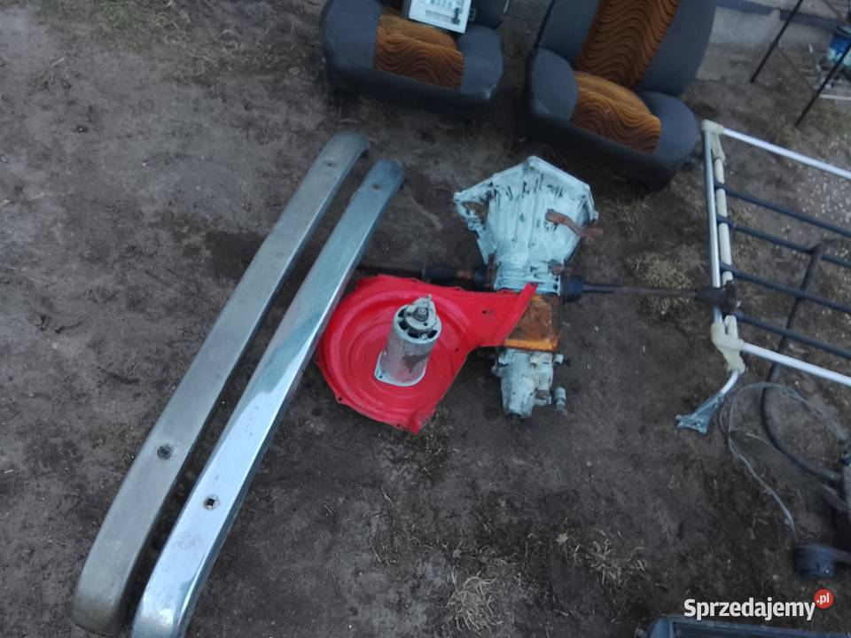 Sprzedam części Fiat 126p nieuszkodzony