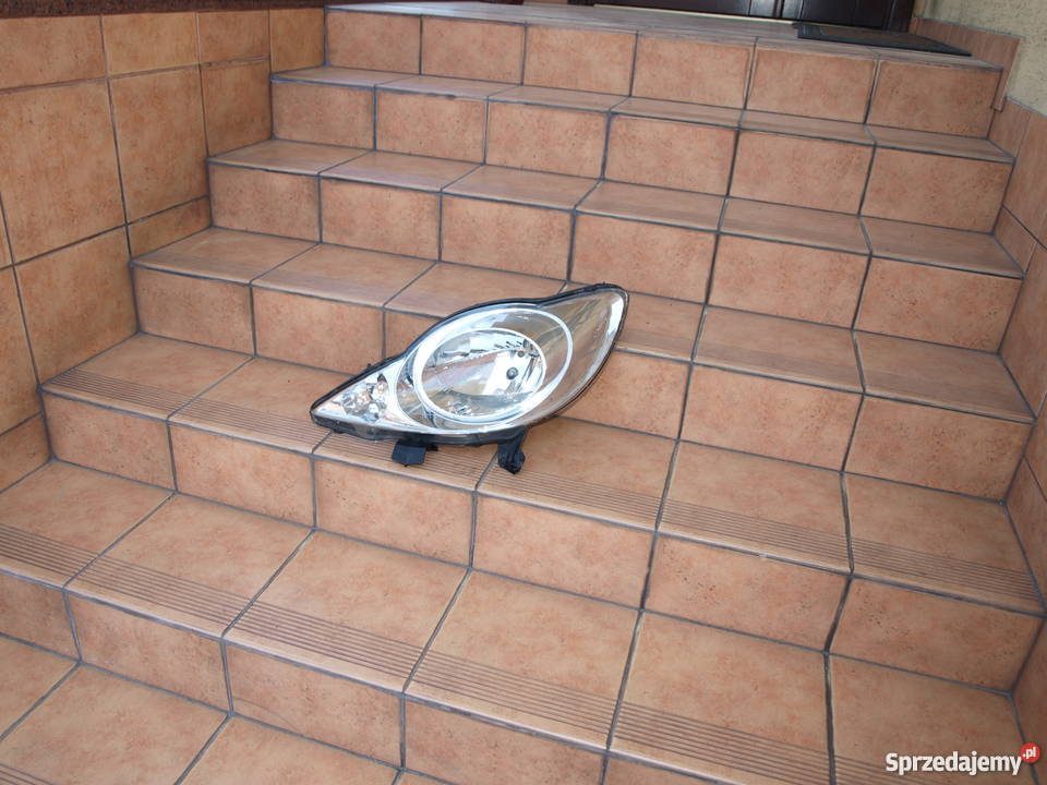Peugeot 107 lampa lewa 2005 2014r europa Oświetlenie Kalisz sprzedam