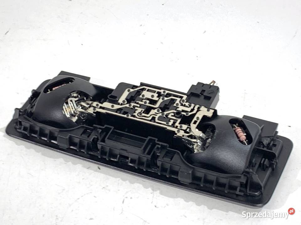 LAMPA SUFITOWA LED VW ARTEON 5G0947291K osobowe podkarpackie