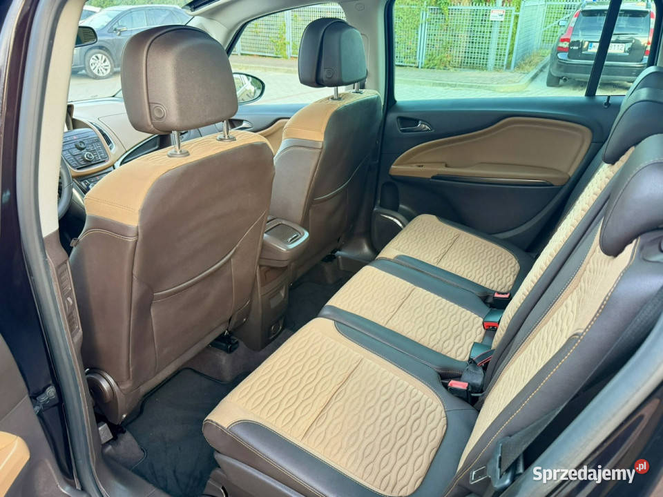 Opel Zafira 20CDTI 165 Panorama BiXenon Navi komputer pokładowy Zwoleń