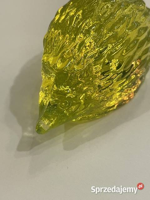 Figurka jeża ze szkła uranowego Kraków