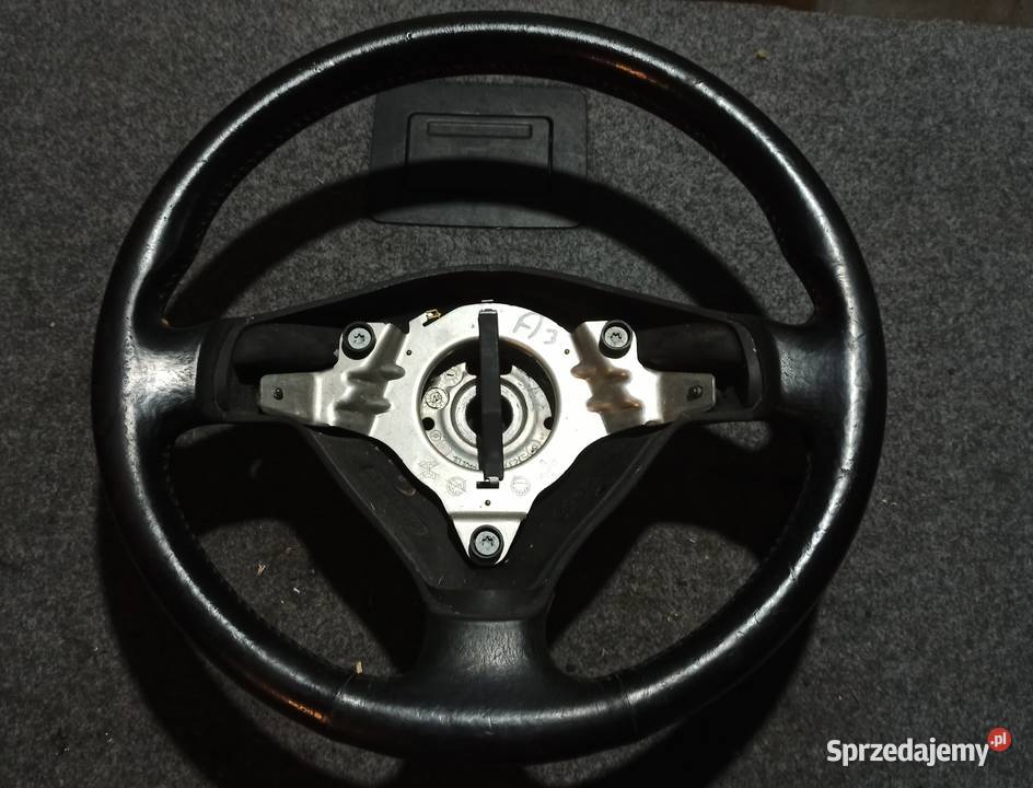 Kierownica trójramienna 8L0419091C A3 8L Audi TT Kierownice Dębica