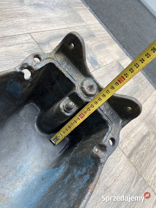 Stare sygnowane żeliwne poidło zwierząt Bystrzyca Kłodzka