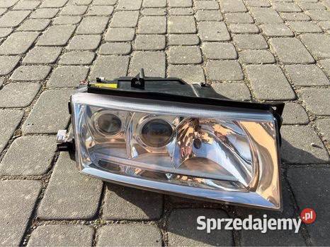 Lampa xenon skoda octavia 1 lift Wietrzychowice