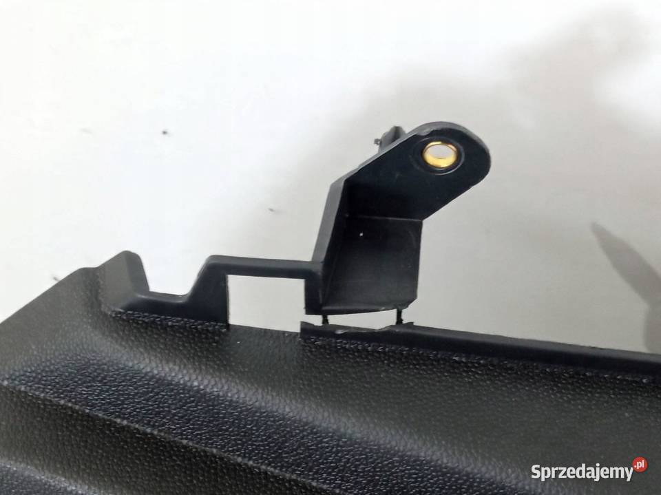 TAPICERKA BOCZEK BAGAŻNIKA LEWY TYŁ 5D Opel Motoryzacja