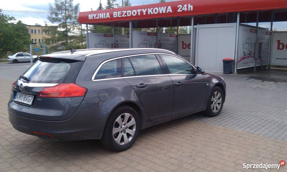 Opel Insignia kombi model 2011 DIESEL 130 klimatyzacja małopolskie Kraków sprzedam