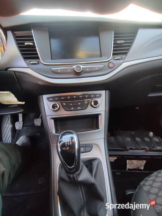 Astra K 2021 benzyna 42000 Kielce