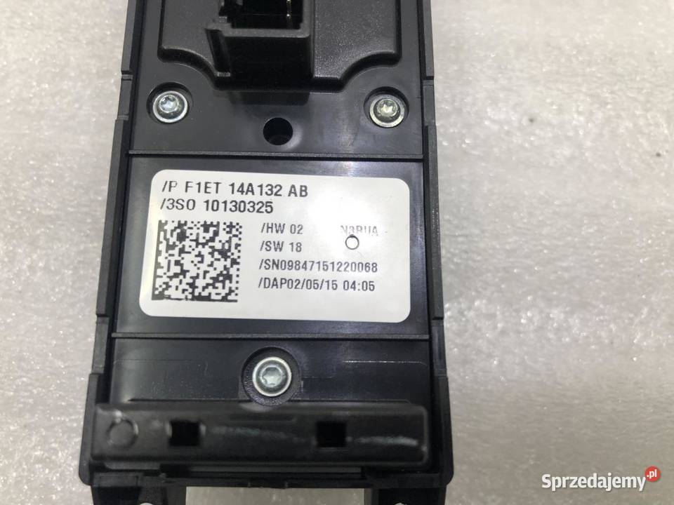 PANEL SZYB LUSTEREK F1ET14A132AB FORD C II osobowe