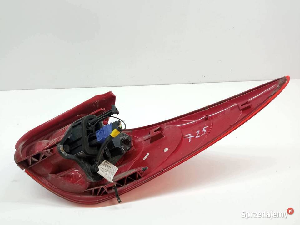 LAMPA TYŁ LEWA EU KOMBI 9680158080 Peugeot 207 I