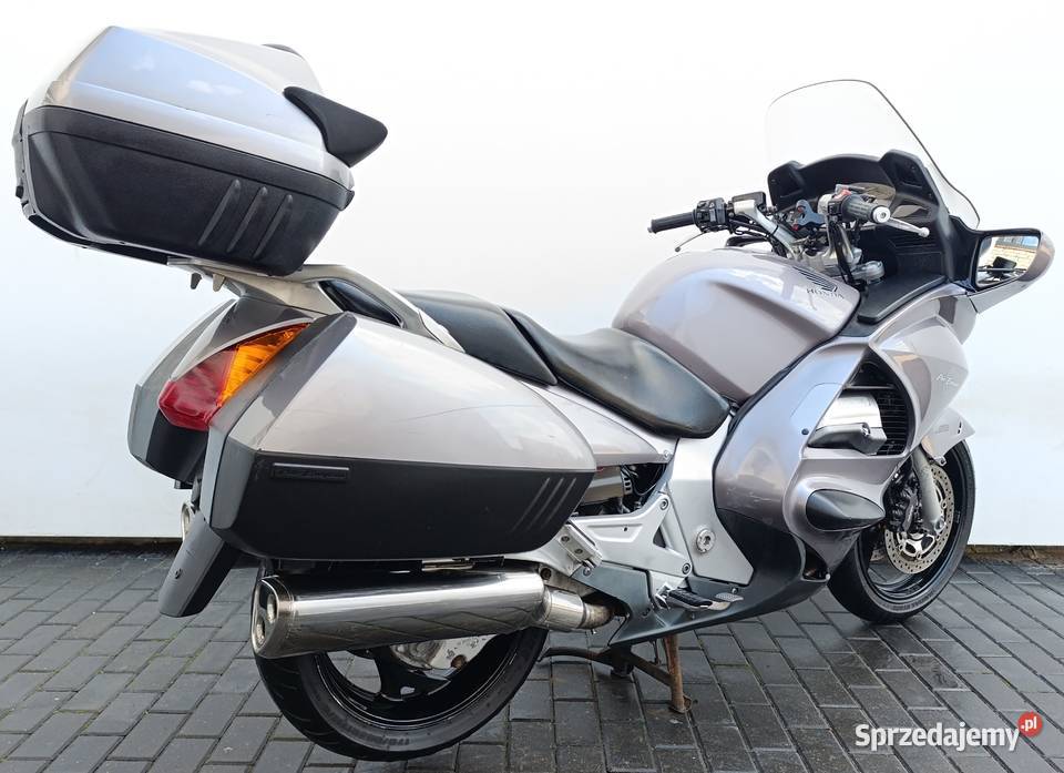 Honda ST 1300 PanEuropean ST1300 grzane manetki Rok produkcji 2002 Ostrołęka