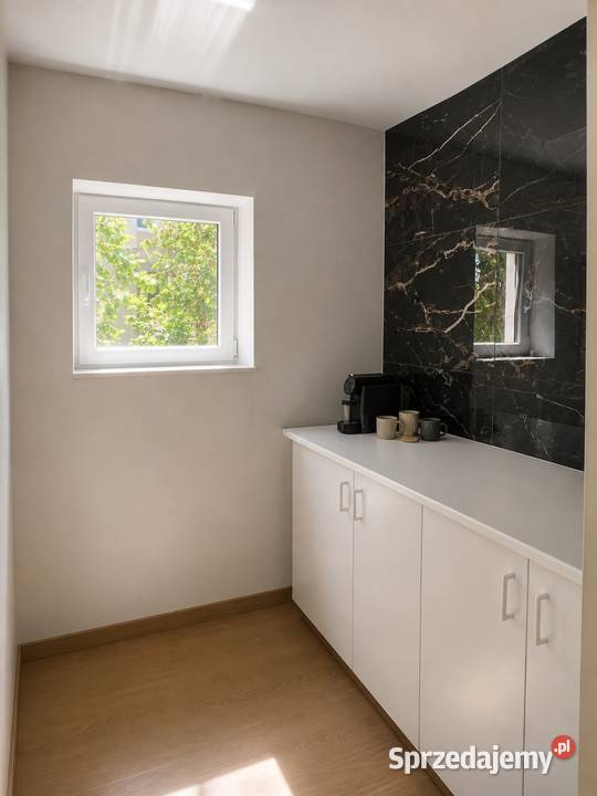 Wynajmę Lokal 160m2 super Ilość pomieszczeń 8