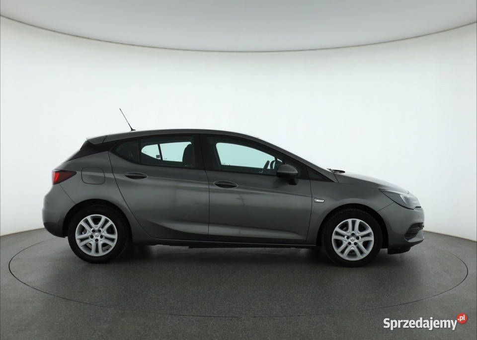 Opel Astra 12 Turbo Hatchback