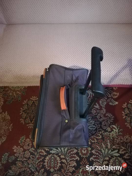 Walizka podróżna na kółkach duża śląskie Katowice