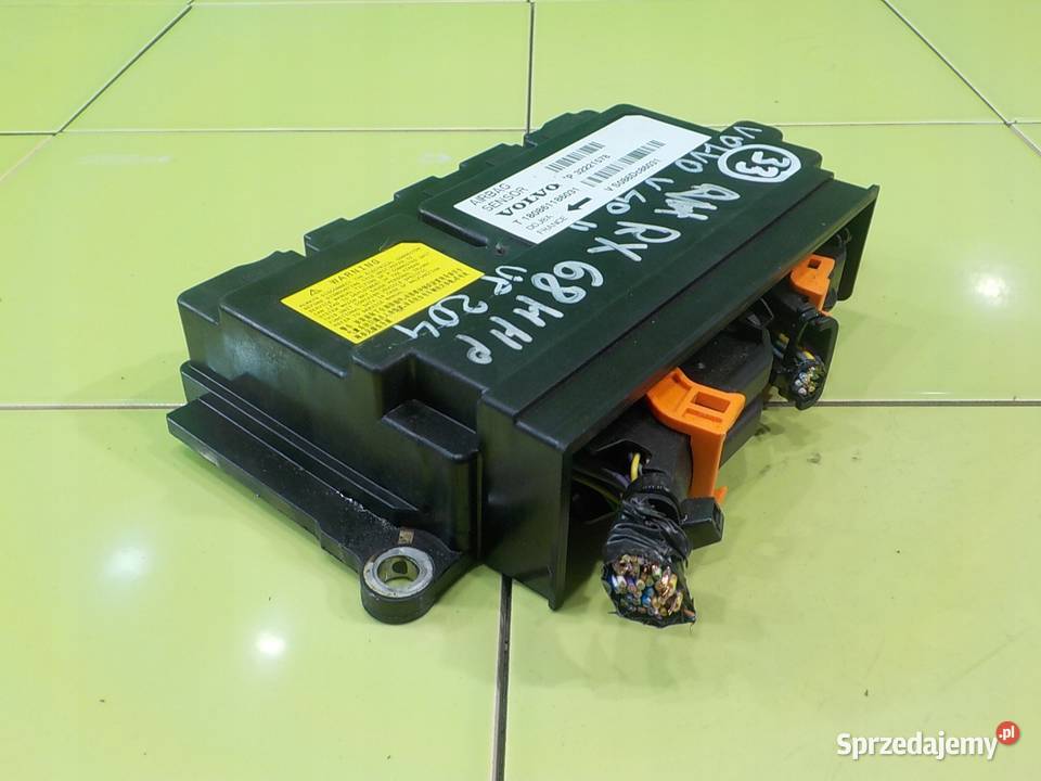 VOLVO V40 II LIFT RDESIGN 20 T2 18r HB 5D modul osobowe