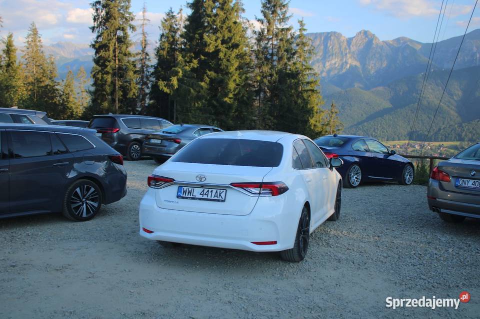 Toyota Corolla 2022 super stan bezwypadkowa aso mazowieckie Wołomin