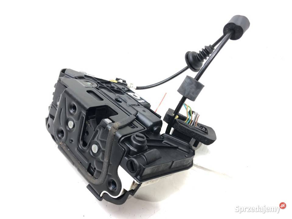 ZAMEK DRZWI PRAWY TYŁ SKODA OCTAVIA III