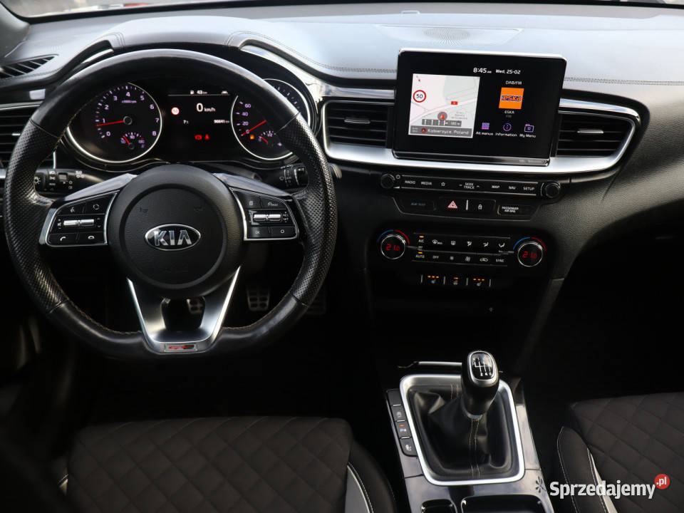 Kia ProCeed 14 TGDI radio