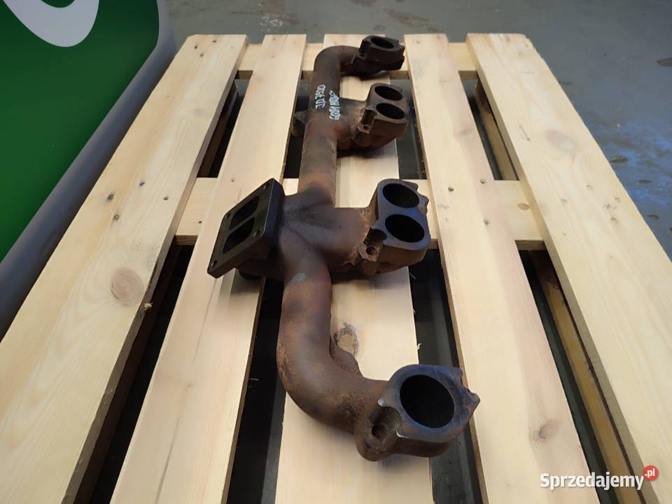 Kolektor wydechowy R505566 6081HRW42 John Deere Pozostałe Wilkowo