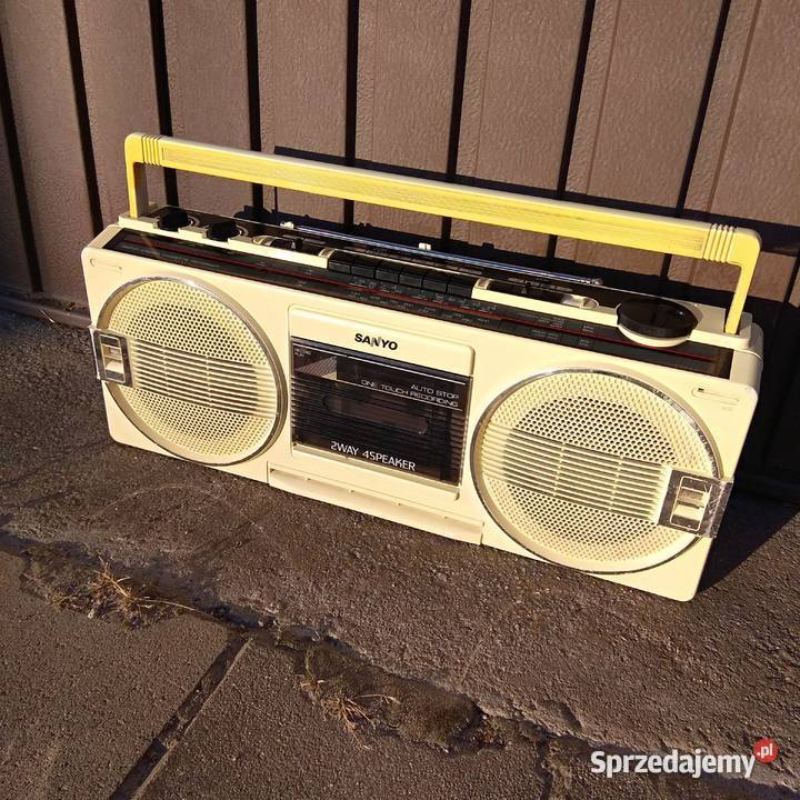 Sanyo M9709LO Radiomagnetofon Japan 4głosniki