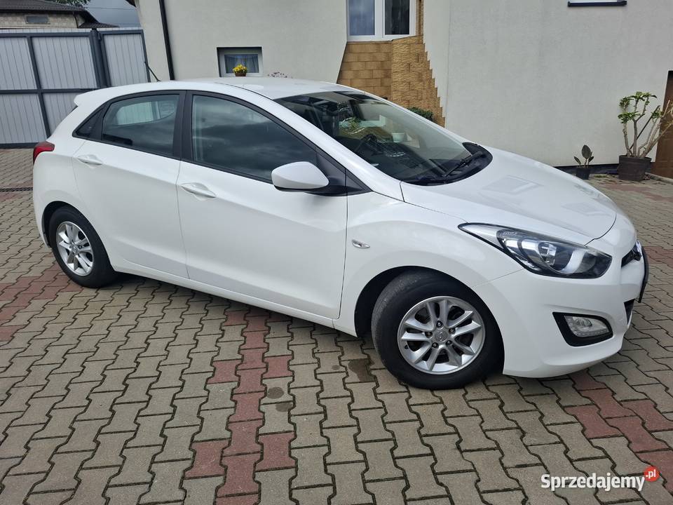Hyundai I3014 B100SerwisBogata wersjaZadbany poduszka powietrzna Chybice