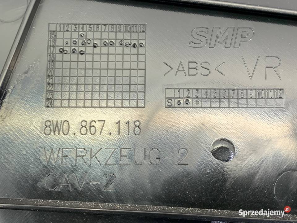 BOCZEK DRZWI PRAWY PRZÓD AUDI A4 B9 Kombi