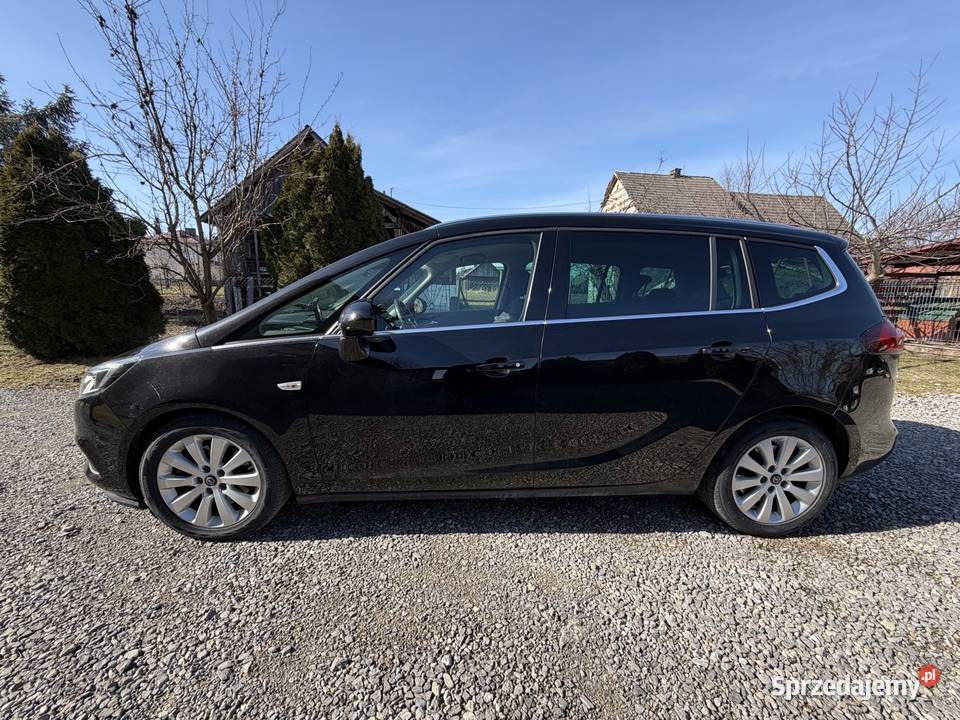 Opel Zafira C Tourer 20 170 Full LED Widełka