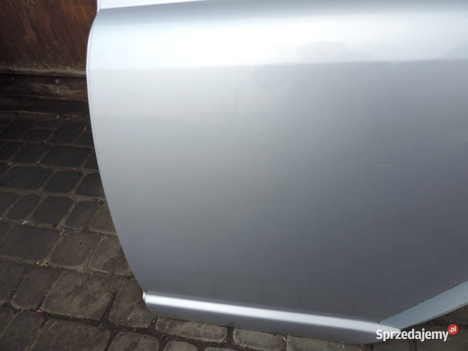 DRZWI LEWY TYŁ TOYOTA YARIS 1 KOLOR 199 Nowy Sącz
