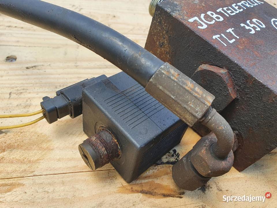 JCB TLT TELETRUK 30D 35D SEKCJA ROZDZIELACZ